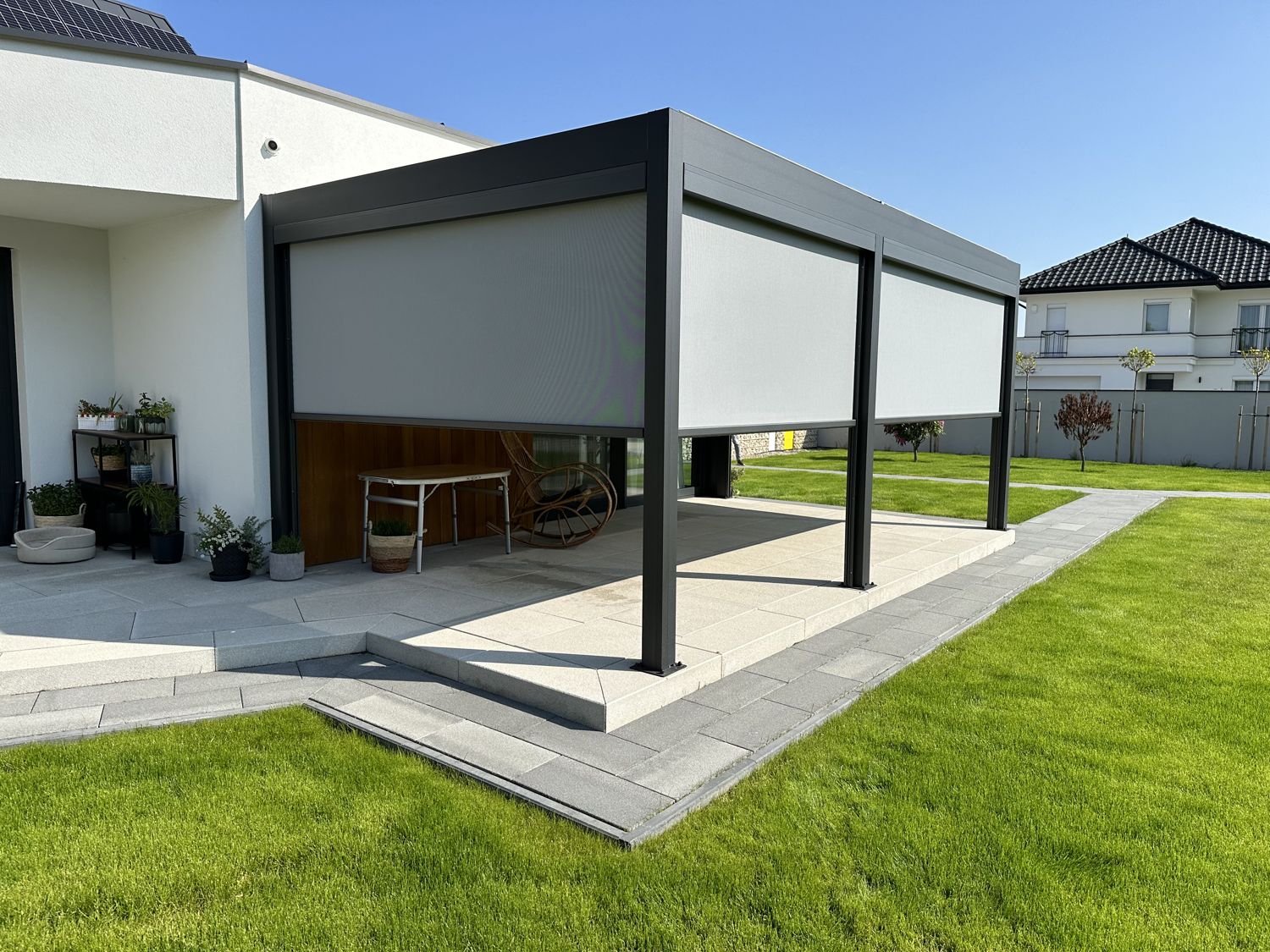 Realizacja Pergolatti — pergola bioklimatyczna nr 8