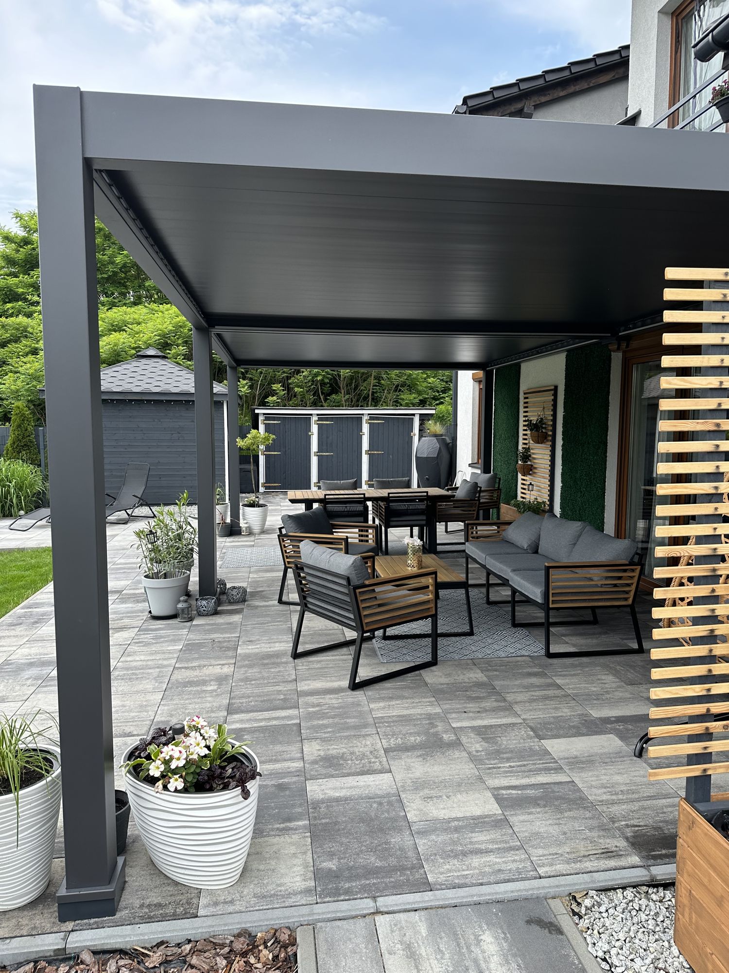 Realizacja Pergolatti — pergola bioklimatyczna nr 18